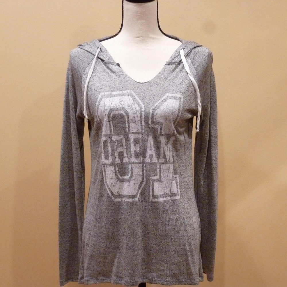 Pullover grey hoodie from City Streets